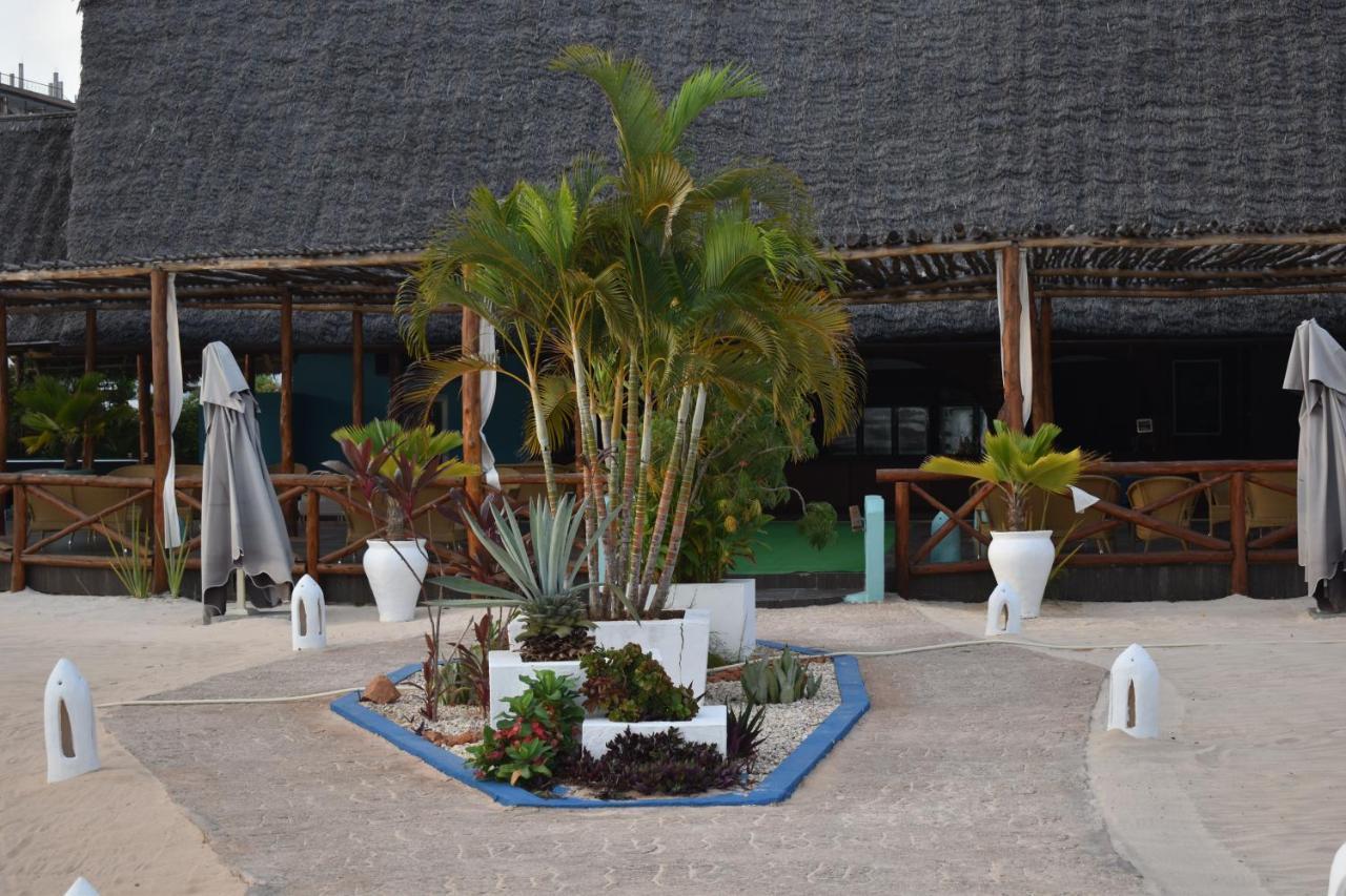 Kendwa Beach Resort Buitenkant foto
